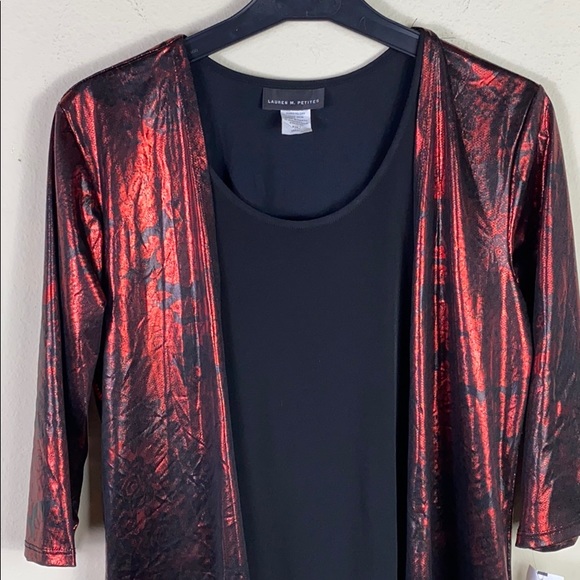 Lauren M. Petites Blouse. - Picture 2 of 3